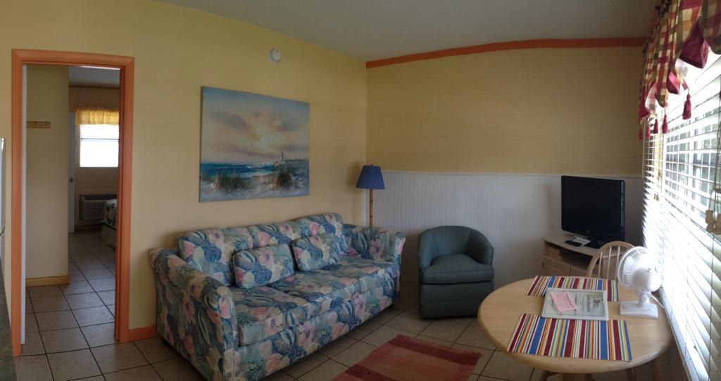 Pelican Post - Bradenton Beach Motel Kültér fotó