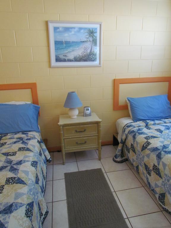 Pelican Post - Bradenton Beach Motel Kültér fotó